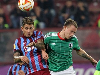 Ondrej Duda (vpravo) z Legie Varšava.