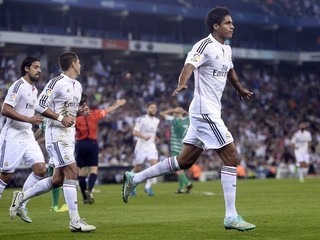 Raphael Varane strelil dva góly.