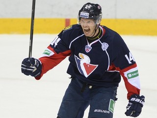 Václav Nedorost v drese HC Slovan Bratislava.