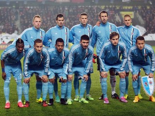 Slovan Bratislava si robí v Európskej lige hanbu.