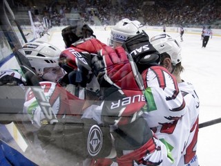 KHL pokračuje ďalšími zápasmi.