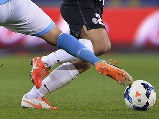 Bordeaux zdolalo Racing Lens 2:1