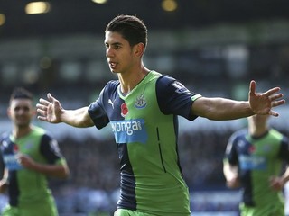 Ayoze Perez oslavuje gól.