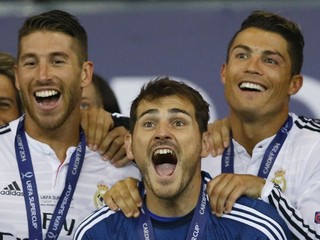 Hráči Realu sa tešia z futbalového superpohára