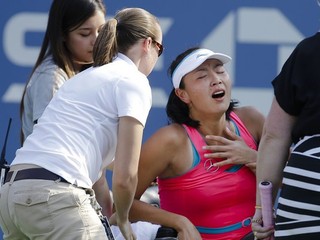 Šuaj Pcheng potrebovala počas semifinále US Open ošetrenie a zápas nedohrala.