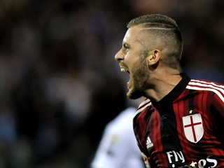 Jeremy Ménez do leta hrával v AC Miláno.