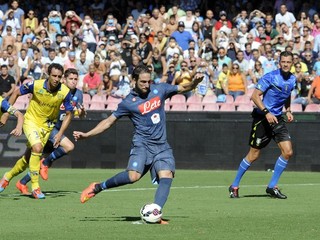 Gonzalo Higuaín nepremenil proti Chievu ani penaltu.