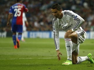 Ronaldo strelil v La Coruni tri góly.