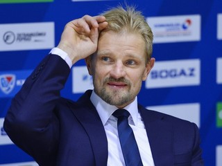 Nový tréner hokejistov Slovana Petri Matikainen.