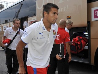 Milan Baroš sa vracia k futbalu po vážnom zranení.