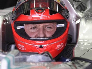 Otca Michaela Schumachera pomaly nahradí v pretekárskom aute syn Mick.