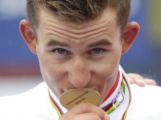 Prvý Poliak s titulom majstra sveta Michal Kwiatkowski.