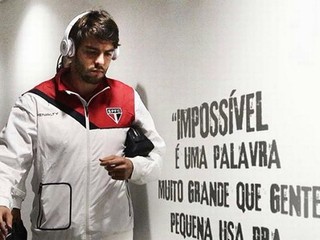 Kaká si finančne prilepší.