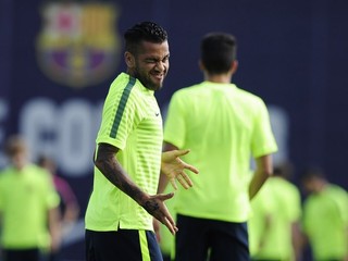 Dani Alves na tréningu Barcelony.