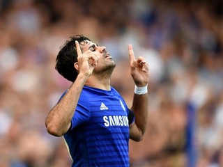 Útočník Diego Costa v úvode sezóny ťahá Chelsea.