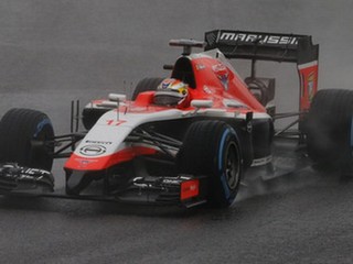 Dvadsaťpäťročný Bianchi je stále vo vážnom stave.