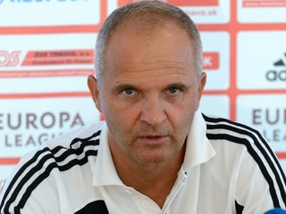 Tréner futbalistov Trnavy Juraj Jarábek.