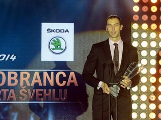 Zdeno Chára sa stal najlepším obrancom Slovenska už po ôsmy raz, získal Cenu Róberta Švehlu.