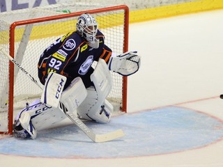 Brankár Marcel Melicherčík bojuje v príprave HC Košice o post jednotky tímu.