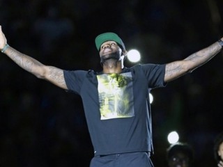 LeBron James vyzýva prezidenta.