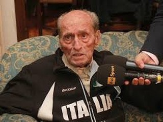 Vo veku 93 rokov zomrel v pondelok bývalý tréner talianskej cyklistickej reprezentácie Alfredo Martini.