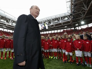 Na štadióne Spartaka Moskva sa bude hrať aj MS vo futbale. Otvoril ho Vladimír Putin.