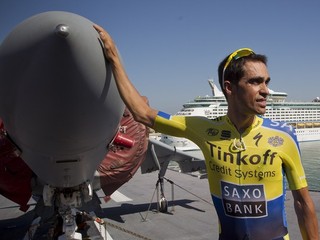 Alberto Contador po páde na Tour de France opäť útočí na prvenstvo na pretekoch veľkej trojky.