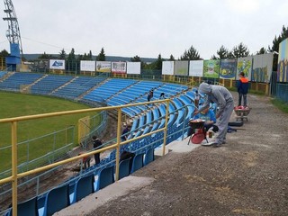 Na štadióne prebehla rekonštrukcia, pomohli aj fanúšikovia.