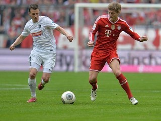 Tony Kroos v červnom drese Bayernu.