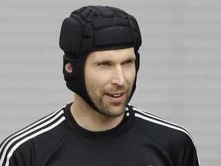 Český brankár Petr Čech možno odíde z londýnskeho klubu Chelsea.