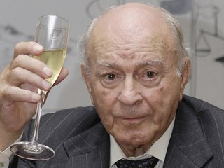 Alfredo di Stefano strelil za Real Madrid 400 gólov.