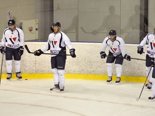 Hokejisti Slovana mali v piatok prvý tréning na ľade.