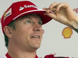 Kimi Räikkönen havaroval na Veľkej cene Veľkej Británie.