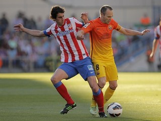 Tiago Mendes (vľavo).