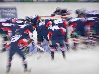 Hokejisti Slovana začali prípravu víťazstvom.