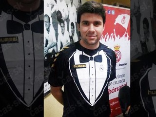 Hráči treťoligového Cultural Leonesa majú netradičné dresy.