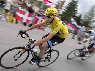 V tejto sezóne nemá Chris Froome takú výnimočnú formu ako pred rokom.