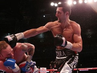Carl Froch (vpravo).