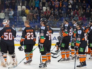 Rozlúčka popradských Levov po poslednom domácom zápase KHL s Barysom Astana v Poprade 19. februára 2012.