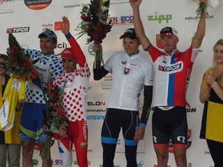 Stupeň víťazov po 3. etape Okolo Slovenska.