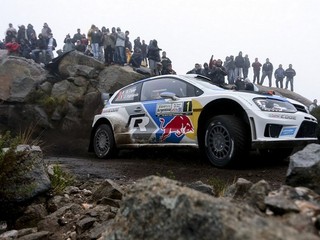 Sébastien Ogier si pripísal už štvrté víťazstvo v tejto sezóne.