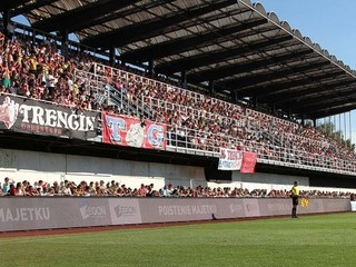 Takto to v Dubnici vyzeralo počas predkola EL minulý rok.