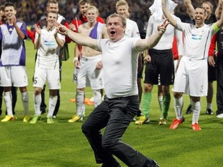 Pavel Vrba je nielen výborný tréner, ale aj futbalista a zabávač.