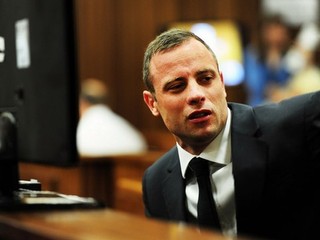 Pistorius priznal, že priateľku zabil. Stále tvrdí, že omylom