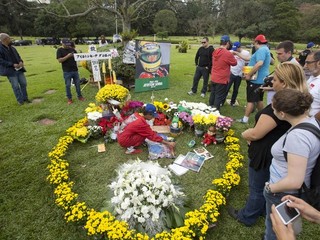 Fanúšikovia spomínali na Ayrtona Sennu.