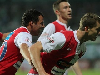 Slávia bojuje o záchranu v lige.