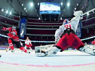 Kanaďania ovládli posledné dve olympiády, ale na MS sa dlhé roky trápia.