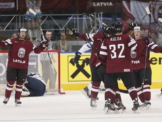 Lotyšská gólová radosť v zápase proti Fínsku.