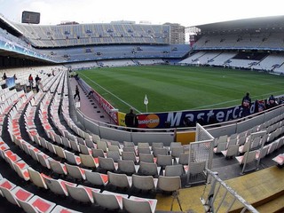 Krásny štadión Mestalla vo Valencii má kapacitu 55 000 divákov.