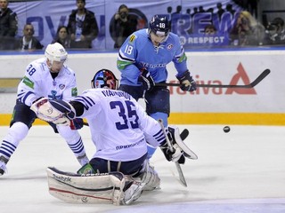 Miroslav Šatan si opäť zahrá za Slovan.